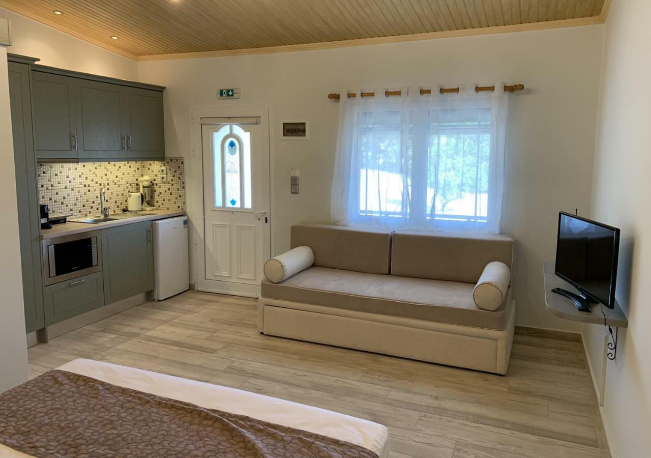 Iliovasilema Aparthotel Platy Exterior photo